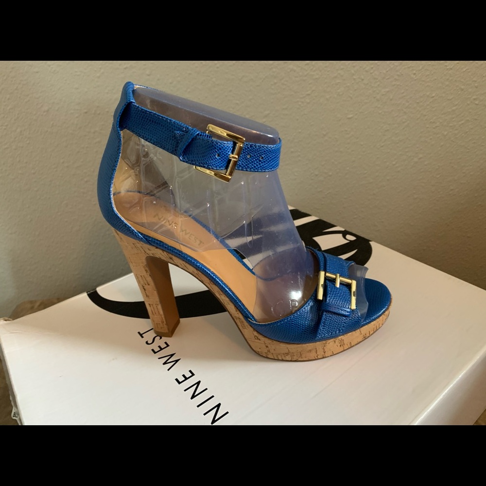 Brand New STUNNING Blue Nine West Cork Heel